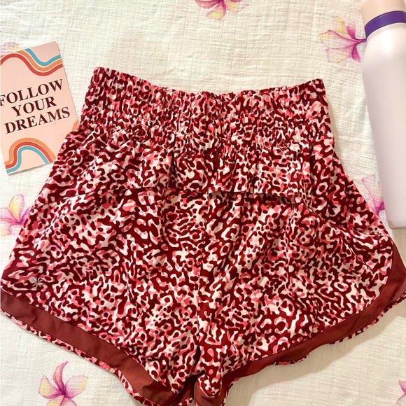 Athleta Mesh Racer Run High Rise 3" Short ☀️ - Picture 4 of 9